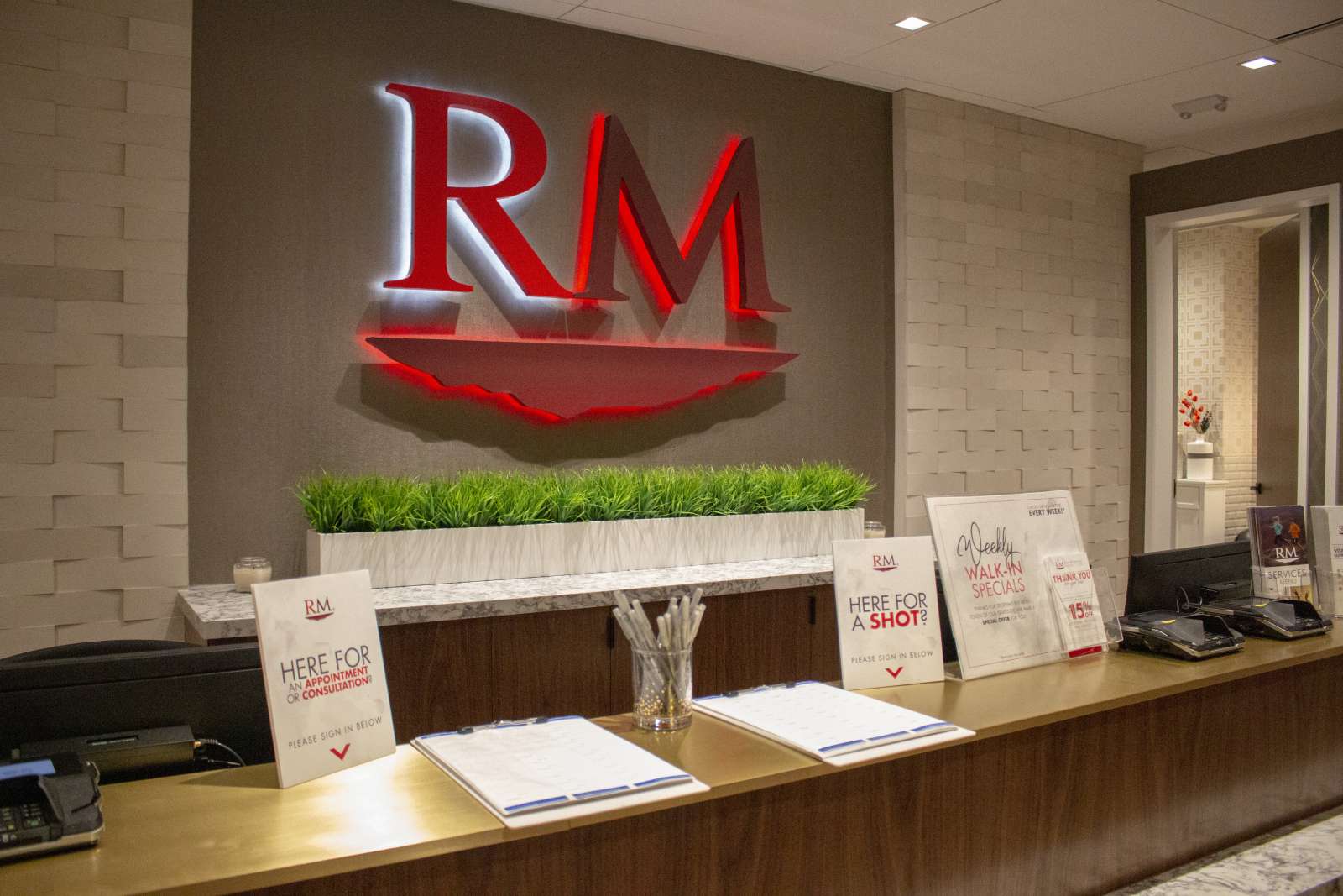 PRESS RELEASE Red Mountain Weight Loss® Opens Four New Clinics in DFW